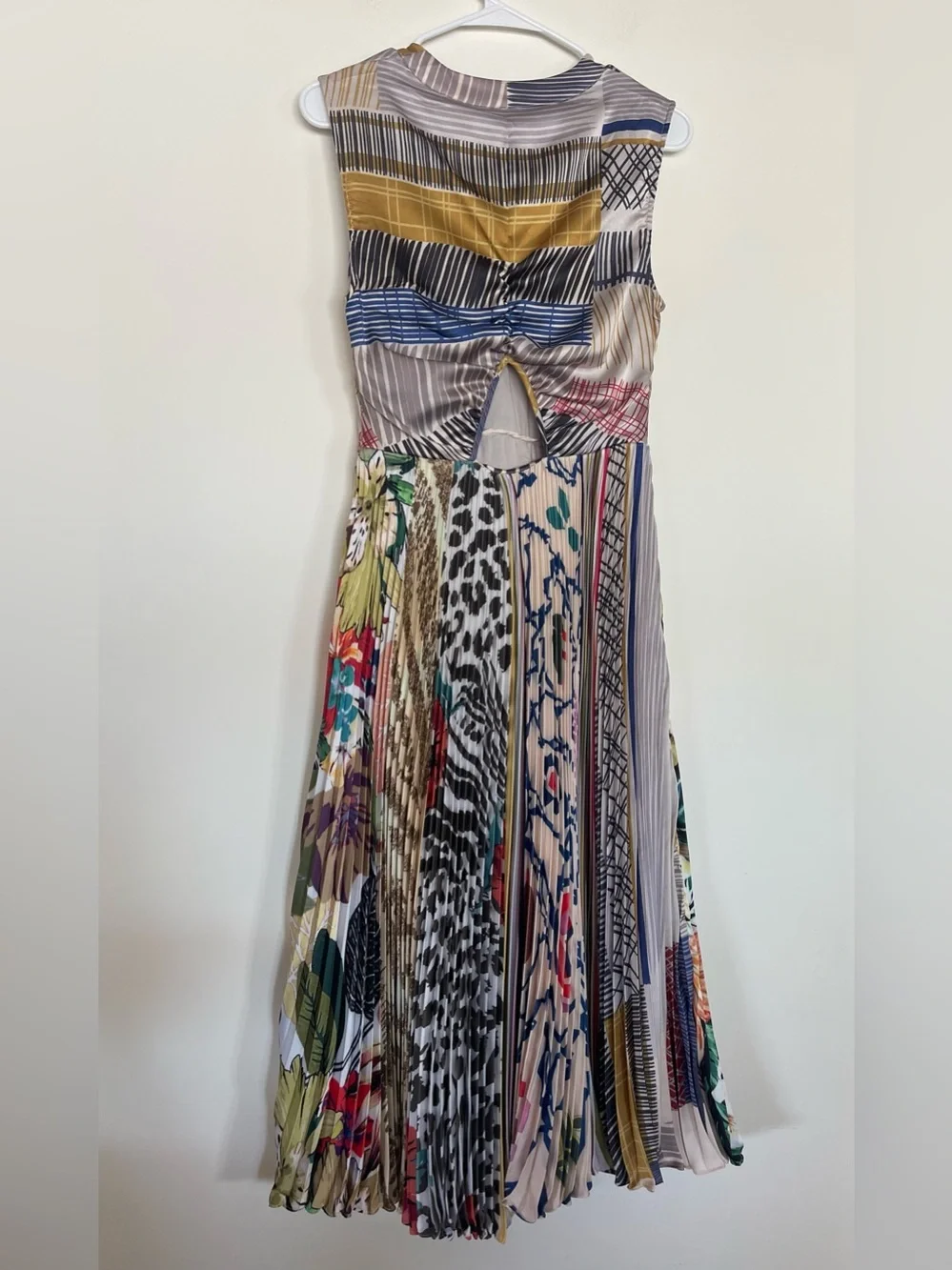 Anthropologie Geisha Designs Jacinta Pleated Satin Patchwork Print Midi Size 4 - Picture 8 of 11